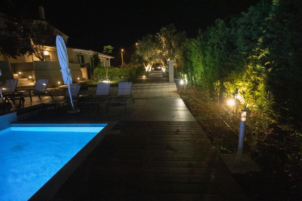 8 Boutique Suites Nea Poteidaia Exteriör bild