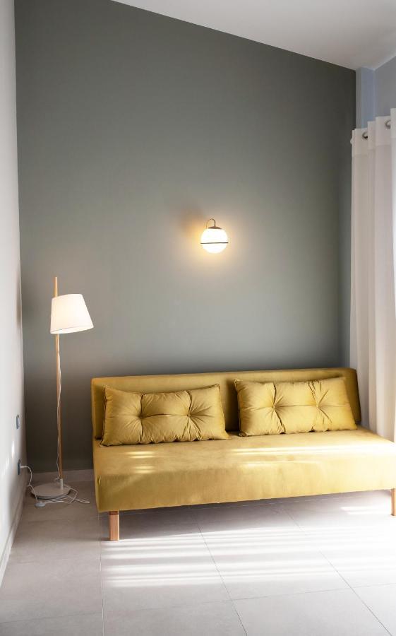 8 Boutique Suites Nea Poteidaia Exteriör bild